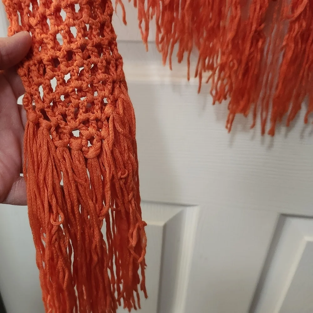 Orange Open Knit Crochet Long Sleeve Fringe Top. Sz M - Picture 3 of 6